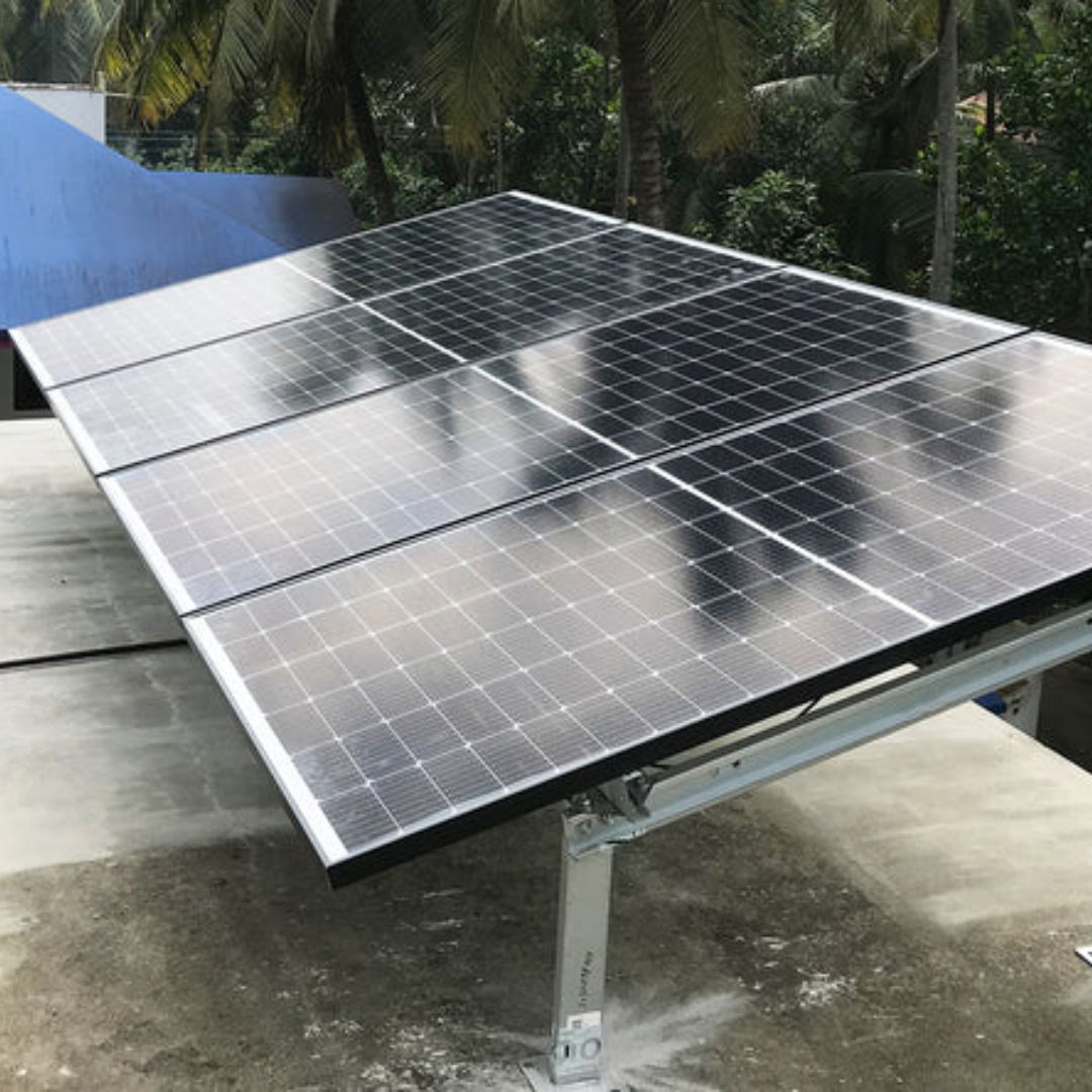 Off-grid solar system installation